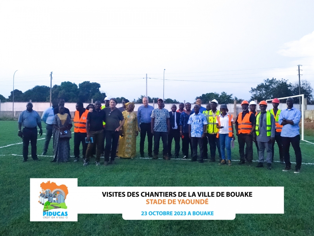 Visite des chantiers encours d&#039;exécution du PIDUCAS dans la ville de Bouaké par la Banque Mondiale